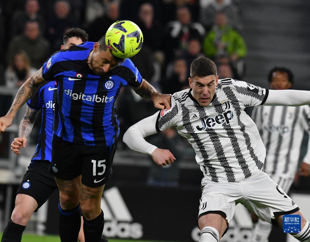 球迷：这队真的值得所有掌声（球迷盛赞：这支球队配得上满堂喝彩）