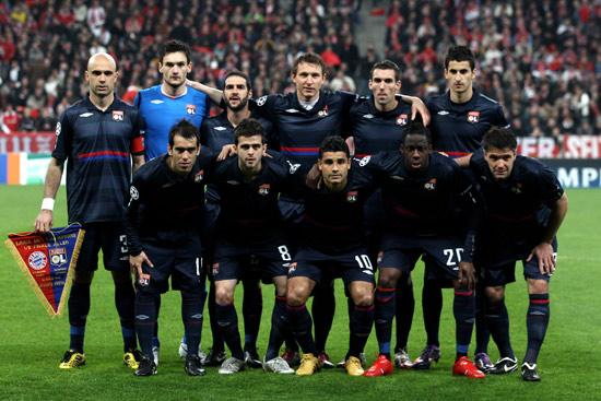 苏超终局之战即将打响，南通队vs泰州队谁能问鼎冠军？苏...（苏超决战在即：南通对阵泰州，谁将加冕冠军？）