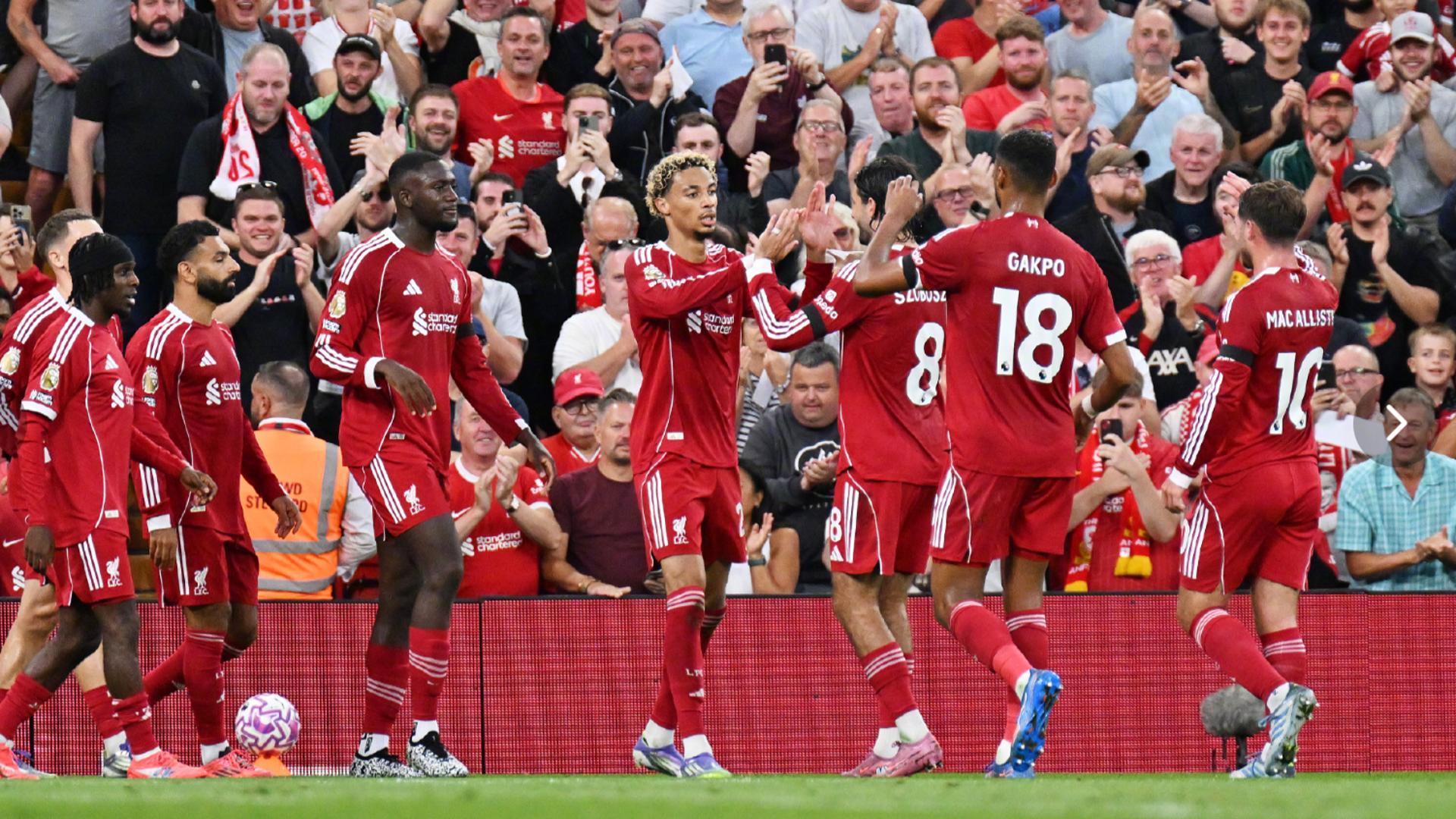 门将精彩救险，引领球队渡过危机