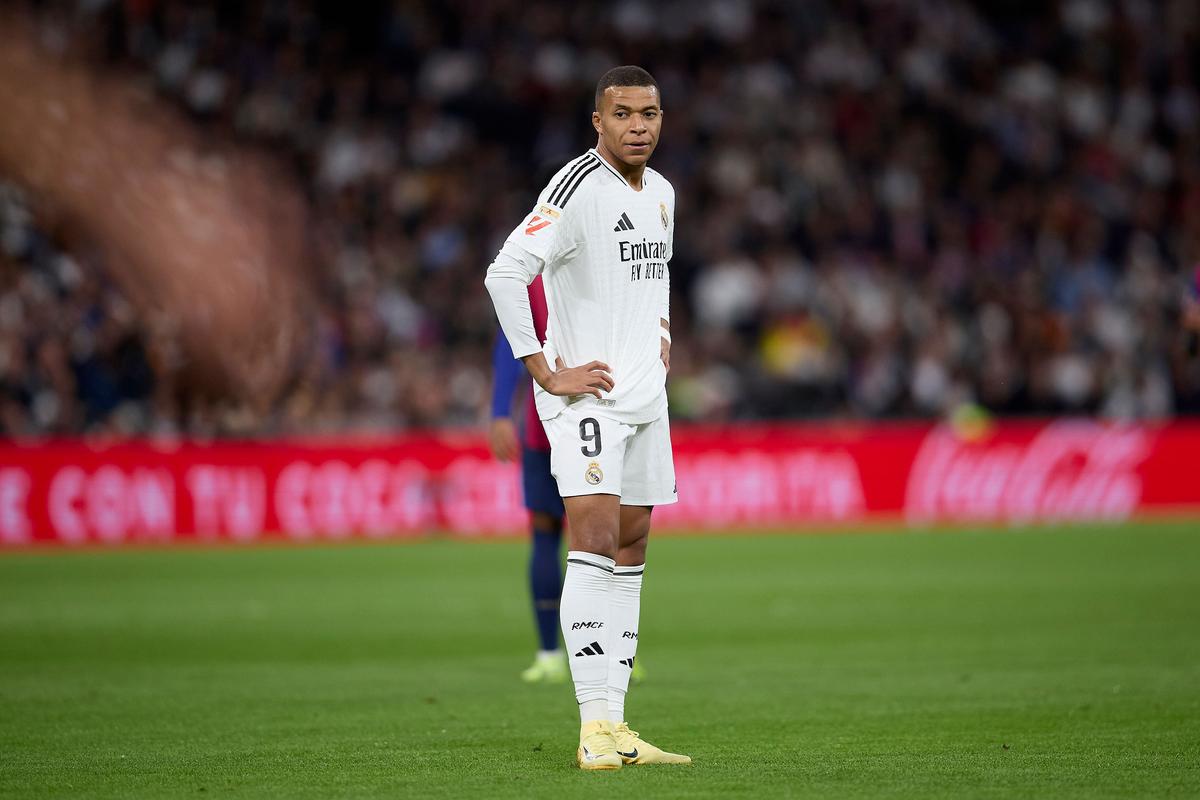 姆巴佩闪电破门率巴黎获胜（姆巴佩闪击建功助巴黎取胜）