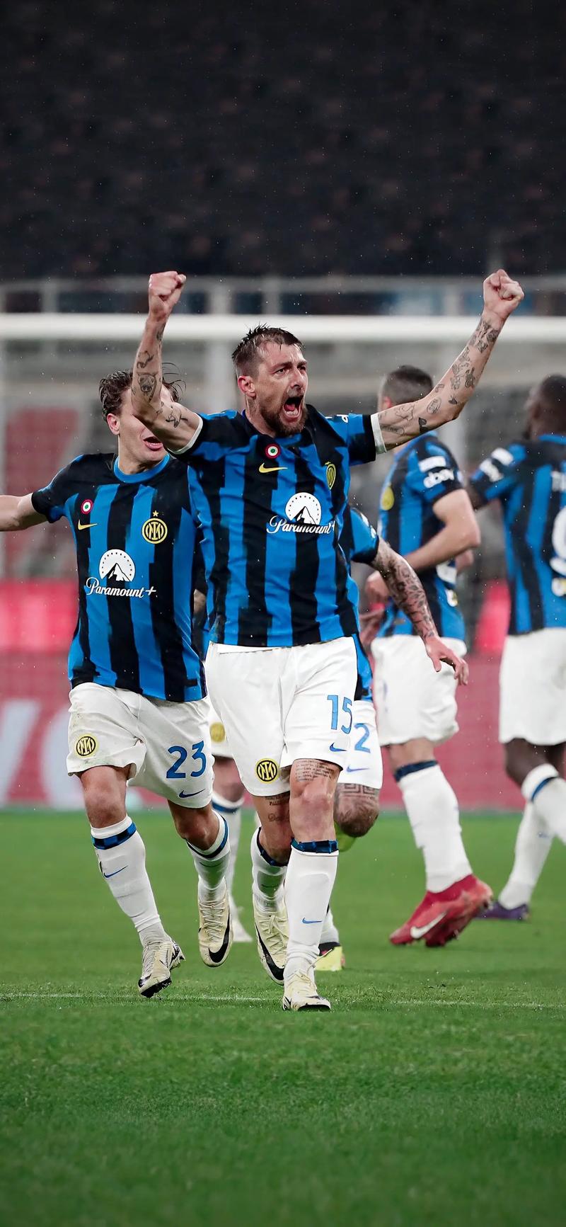 赵睿首秀半场3中3贡献8分2助，周琦3中3拿6分3帽（赵睿迎首秀半场3投全中砍8分2助攻，周琦同样3投全中收6分3次封盖）