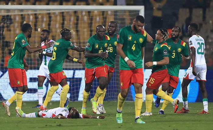 李新翔：我的第一次中超冠军；海港是冠军，连冠无人能撼动