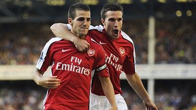 阿连德谈梅西解锁400助：真的意义非凡，非常荣幸参与其中（阿连德赞梅西达成400助攻里程碑：意义非凡，参与其中倍感荣幸）