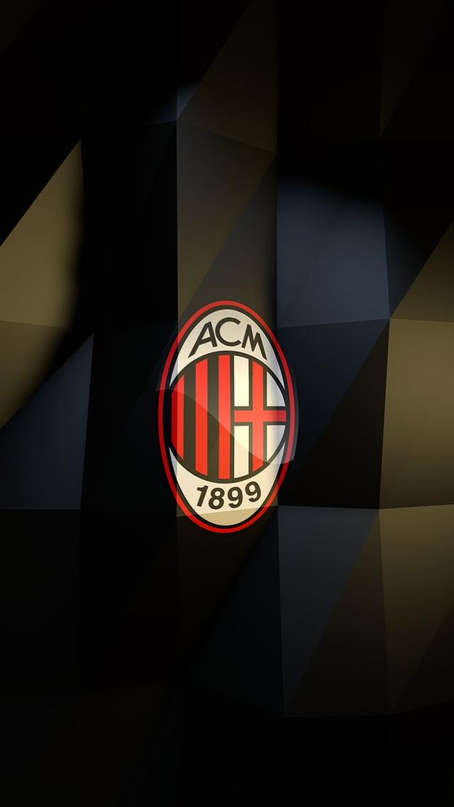 罗体：曼联不愿外租齐尔克泽，罗马目标转向法比奥·席尔瓦（罗马体育报：曼联拒放齐尔克泽外租，罗马转攻法比奥·席尔瓦）