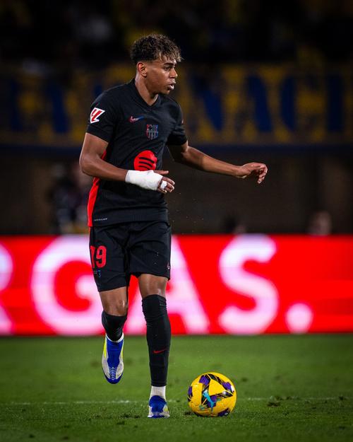 德转预热国米前锋博尼身价上涨：最低2500万欧，最高4000万欧（德转网看好国米前锋博尼：身价上调至2500万-4000万欧区间）