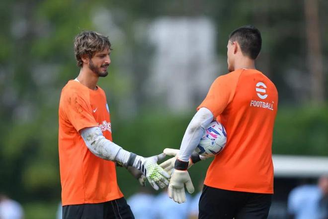 马宁入选2026世界杯候选裁判员培训名单，将经历最后一次考核（马宁入围2026年世界杯候选裁判培训名单，将接受最终考核）