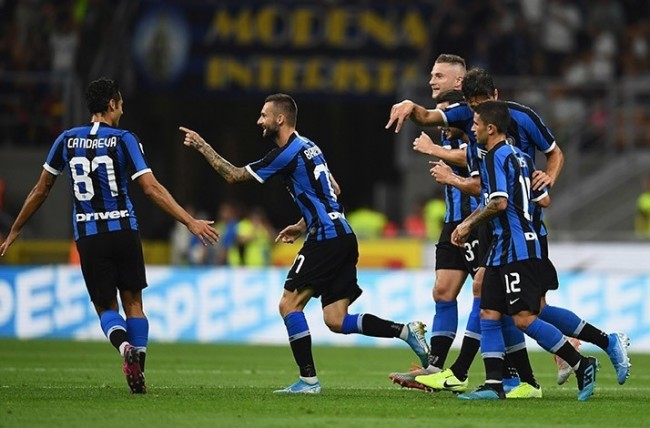 曼城U21中场放弃足球生涯，赴牛津大学攻读法律（曼城U21中场告别绿茵，转赴牛津大学攻读法学）