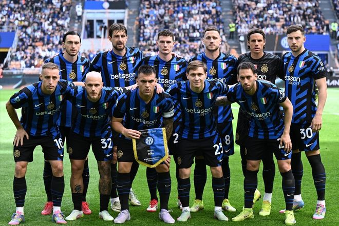 罗马诺：皇马目前非常看好队内阿根廷小将马斯坦托诺（罗马诺：皇马高度看重队内阿根廷新星马斯坦托诺）