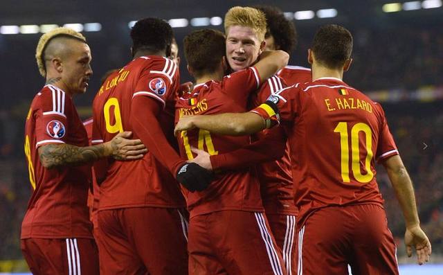 对手破门连续被吹！马赛中场霍伊别尔：VAR确实帮了我们（对手进球接连被判无效，马赛中场霍伊别尔：VAR确实帮了我们）