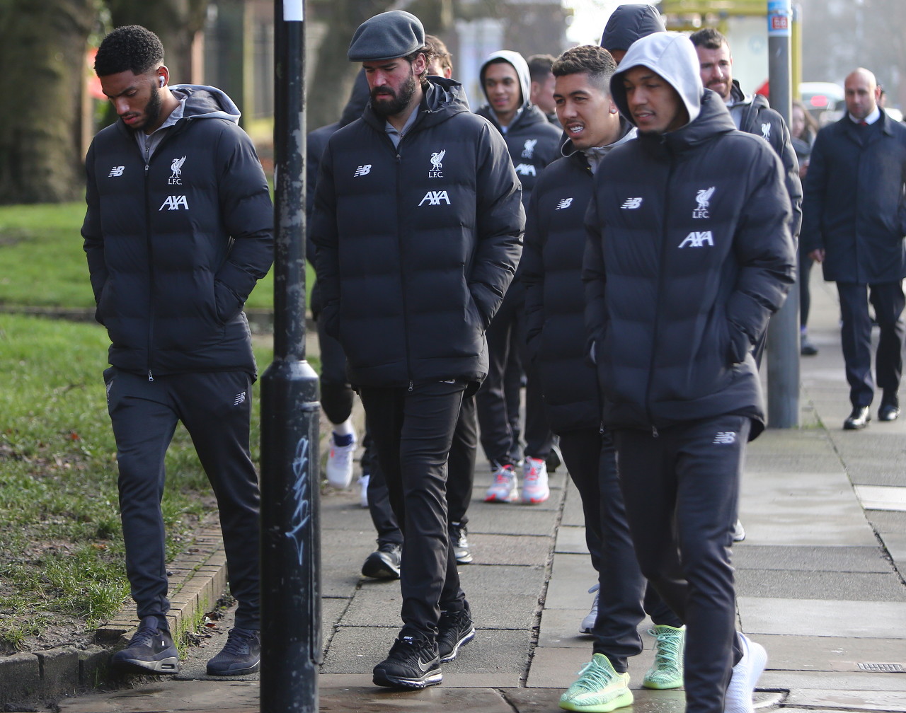 亚足联拒绝国安申请！球迷无缘亲见冠军奖杯，多位球员将告别工体