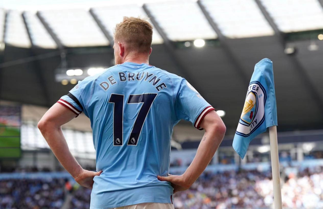 半场：那不勒斯3-0亚特兰大，内雷斯梅开二度，诺阿-朗破门（半场战报：那不勒斯3-0领先亚特兰大，内雷斯双响，诺阿-朗建功）