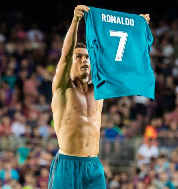 小蜘蛛：如果多进几球，终场阶段本可以踢得不那么惊险（小蜘蛛：若扩大比分，终场前就不会如此惊险）