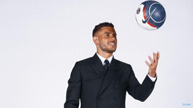 记者：帕拉西奥斯或1月租借离队，巴西&墨西哥俱乐部对其有意（帕拉西奥斯或将一月租借离队，巴西与墨西哥球队有意）