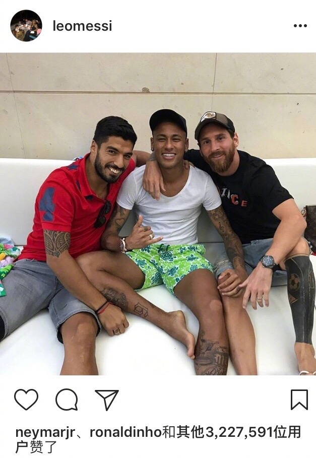 西蒙斯无球可打却成打工人天花板（无球可上场的西蒙斯，却活成了打工人天花板）