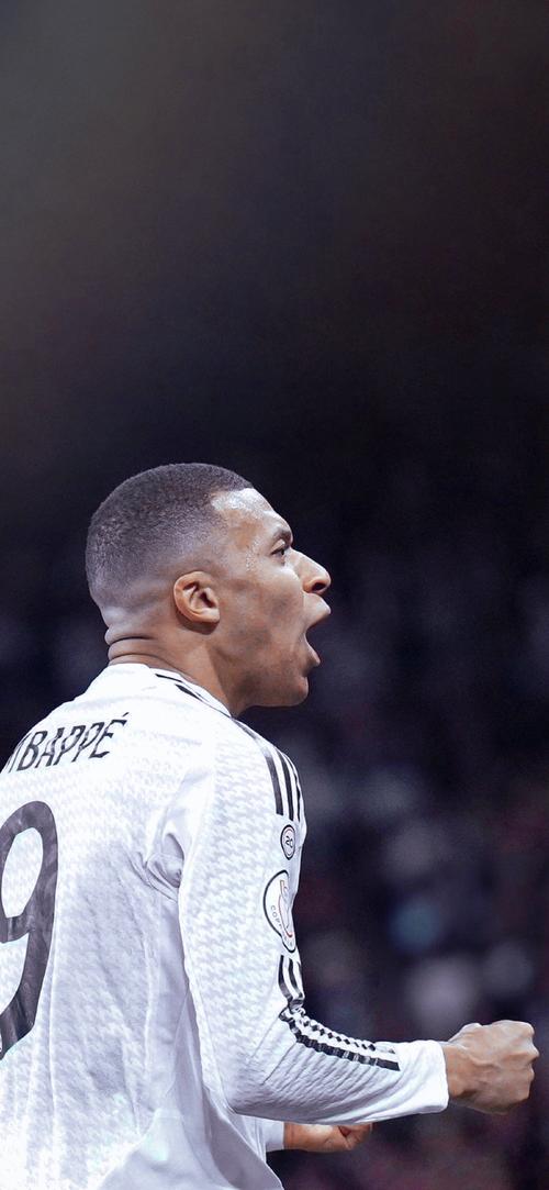 湖人斯马特谈伤势：就是背部痉挛，属于多年积劳造成的损耗